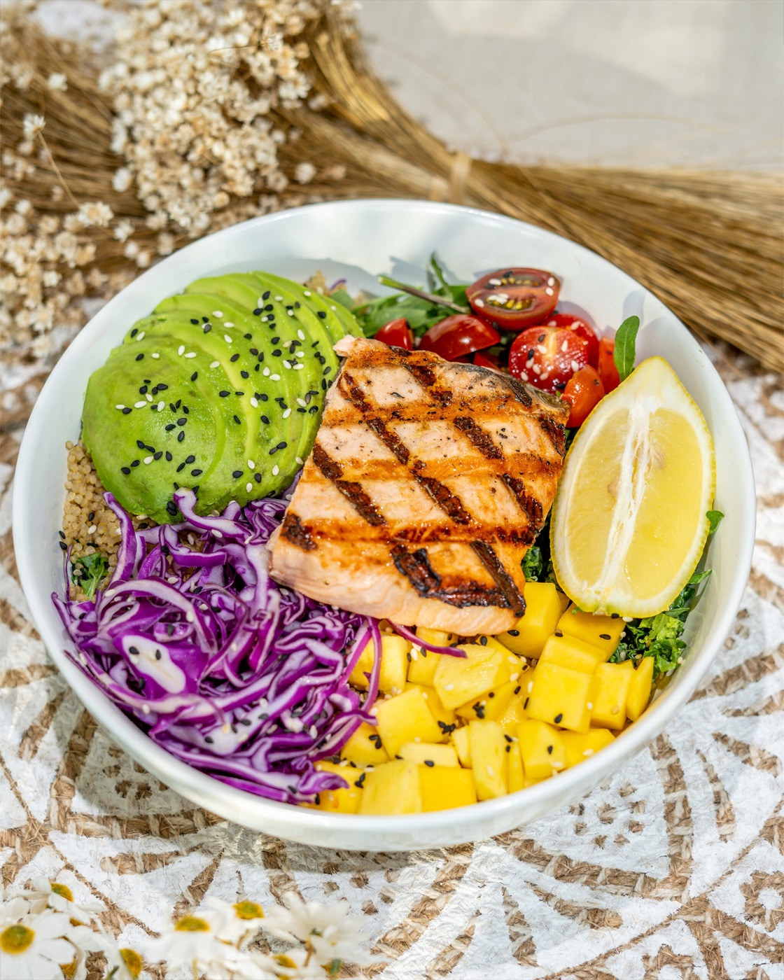 Zardin salmon bowl
